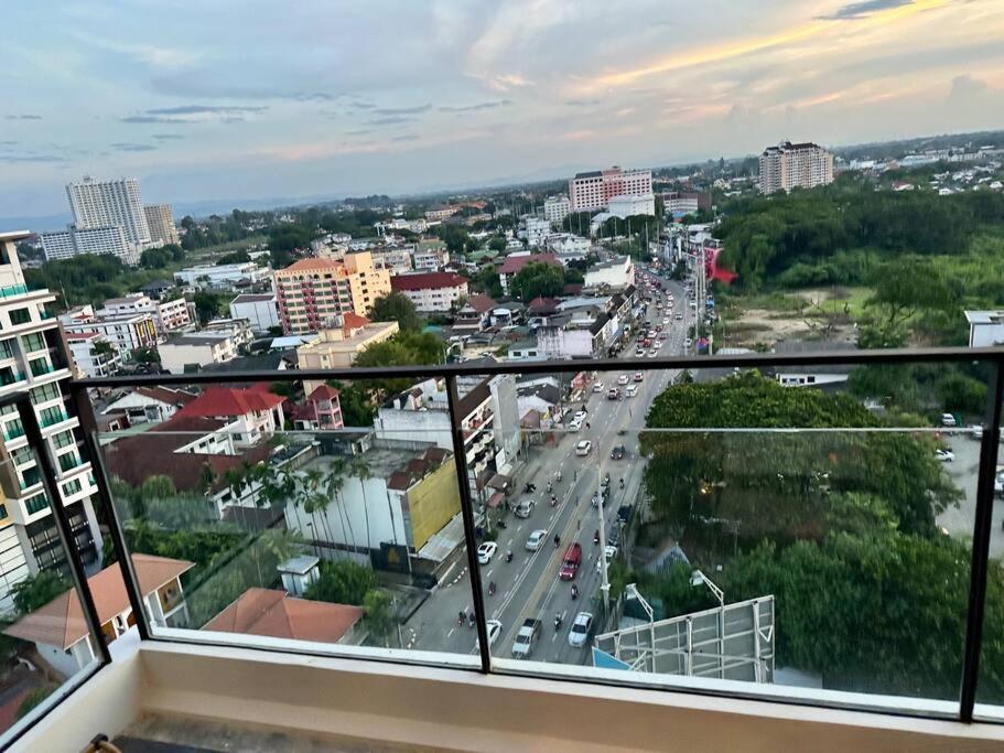 Astra Sky River High Floor,3 Bedrooms 97㎡ 山景房带浴缸 Чиангмай Екстериор снимка